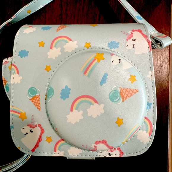 Fujifilm Instax Mini 8 Camera with CASE - Picture 3 of 10